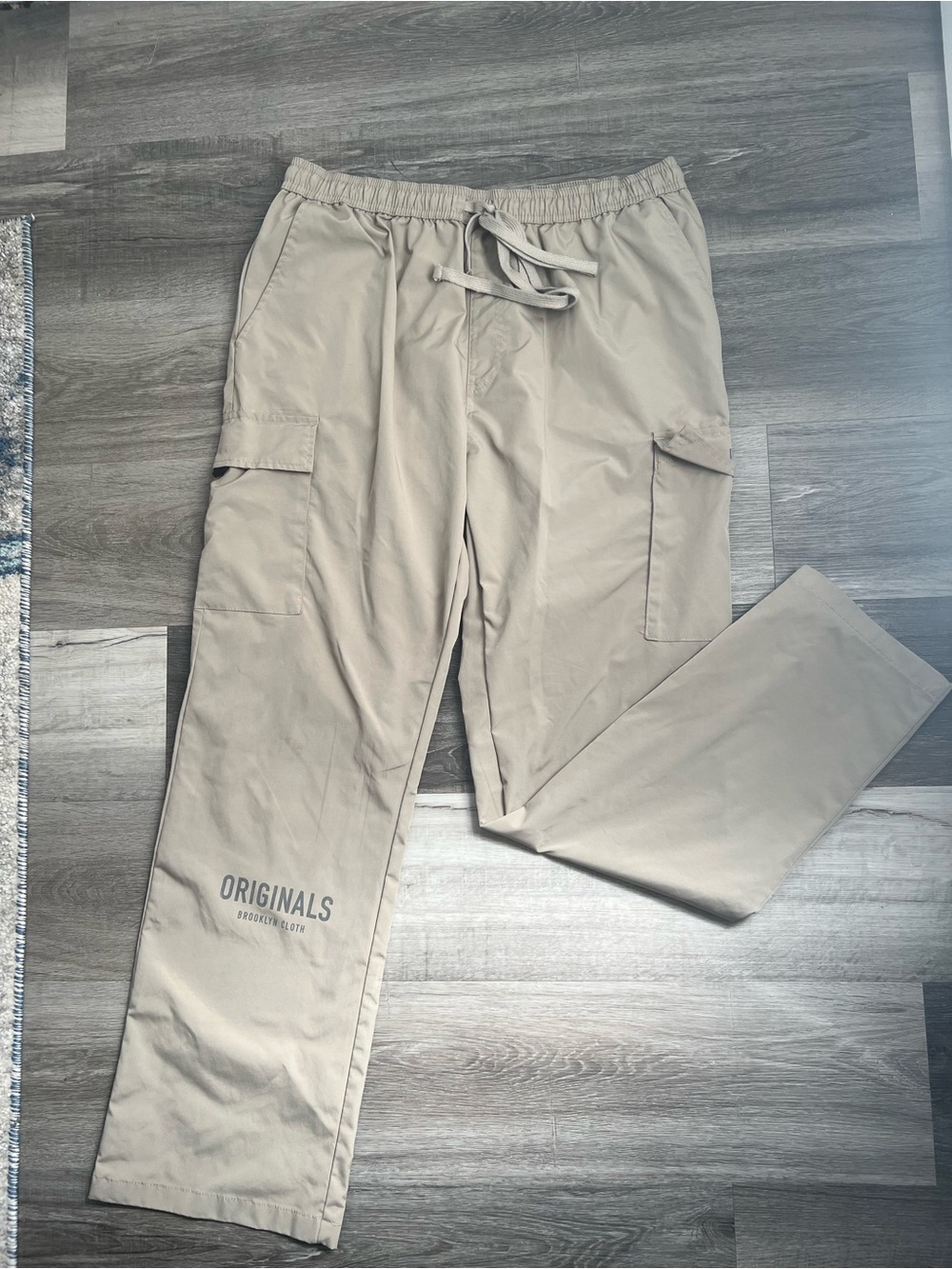 Men's Beige Cargo Pants – Comfortable Drawstring Waist